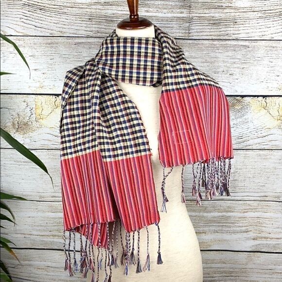 NWOT RadGram Handmade 100% Cotton scarf/ Wrap - Picture 2 of 7